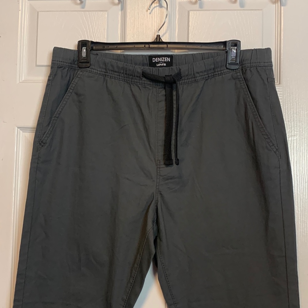Levi’s Casual Pants / NWOT